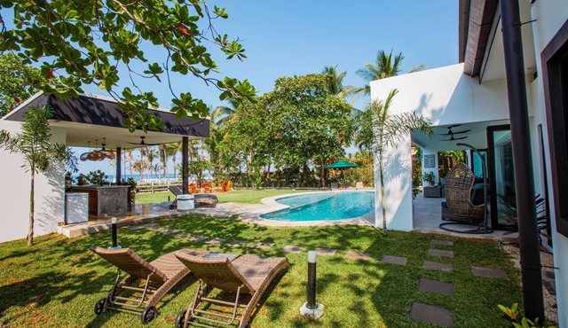STUNNING Oceanfront Getaway – Casa Del Mar, Playa Coyote!