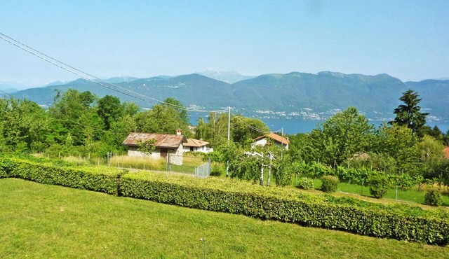 Stunning private villa for 6 guests with WIFI, TV, terrace and pets allowed