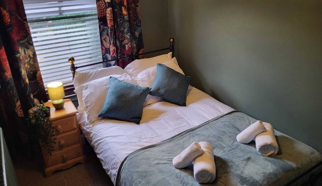 Stunning, Spacious & Lovely 2 bedroom House