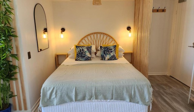 Stylish Studio Apartment, Holiday Resort, With View, Pool, Spa , Sauna