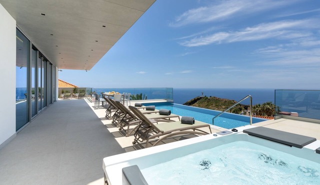 Superb Top Luxury Villa|GrandView Cristo Rei