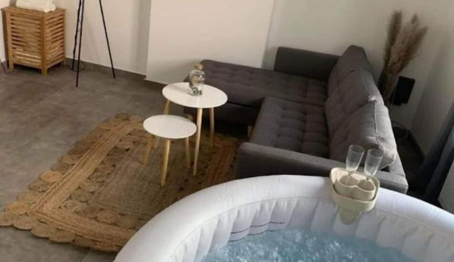 Superbe Appartement Avec Jacuzzi