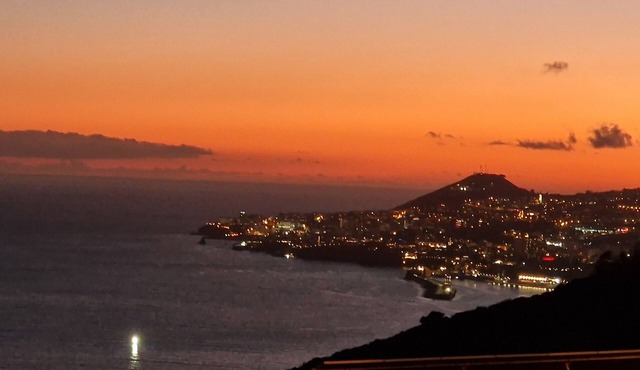 Superior Studio - Verde with Ocean View by Villa-Kasia, 10 minutes from Funchal.