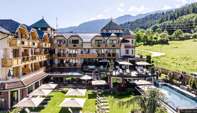 Tevini Dolomites Charming Hotel
