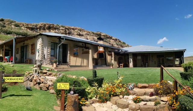 Thaba Lapeng Mountain Escape