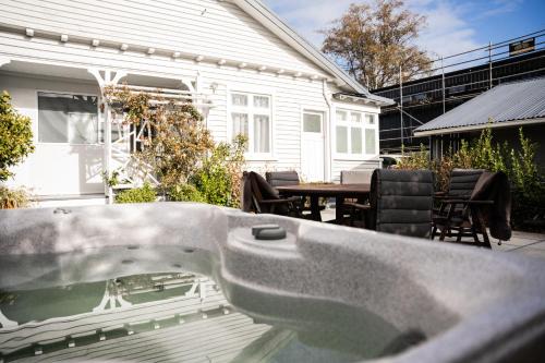 The Bealey Villa-Spa Retreat