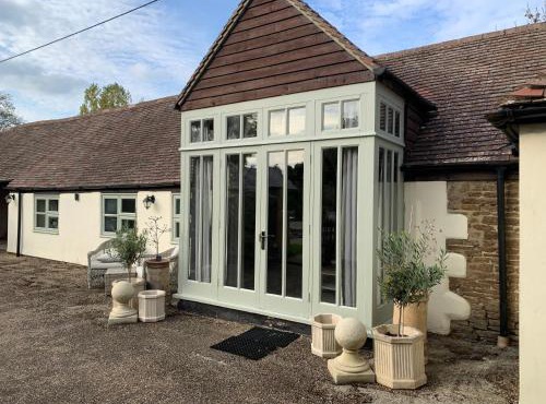 The Byre, at Cradle Barn offering a king suite