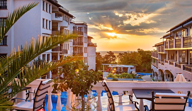 The Cliff Beach & SPA Hotel