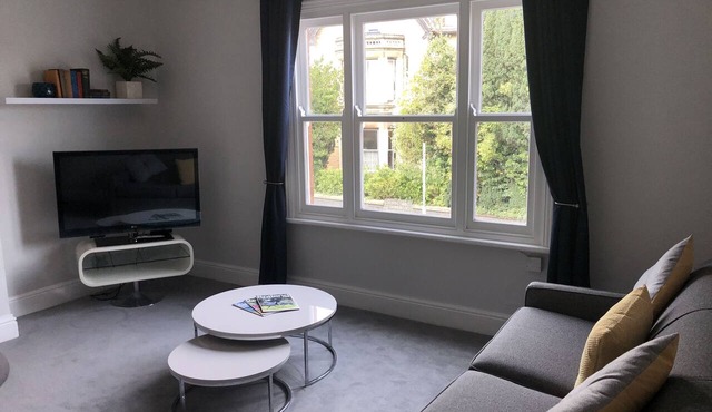 The Croft - Spacious self contained apartment