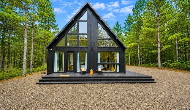 The Denizen | Forest Retreat, Sauna & Hot Tub