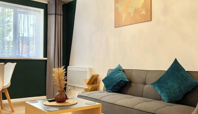 The Express Apartment