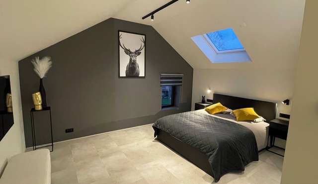 The hairdresser's loft