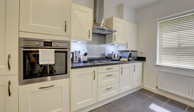 The Heronslee | House w. Office, Garden & Parking | eco-Short Term Let by SILVA