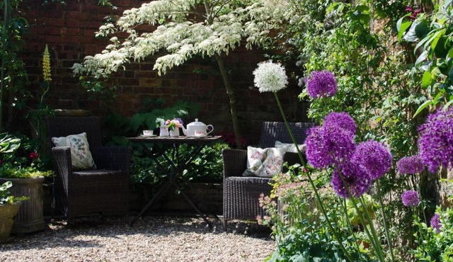 The Hollies Bed and Breakfast
