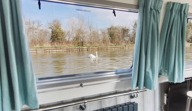 The Jubilee Narrow Boat