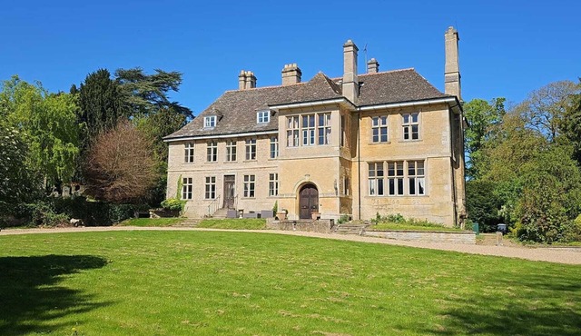 The Old Rectory 10-12 bedrooms