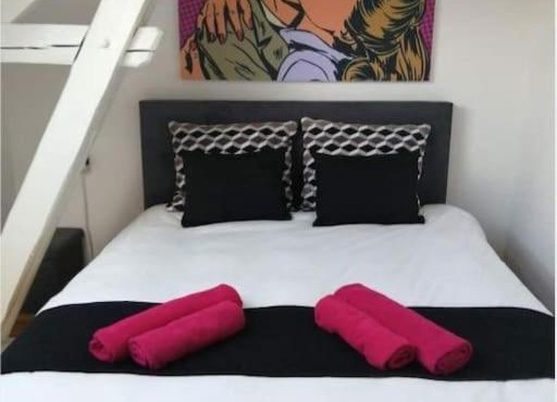 The pop-art luxury suite