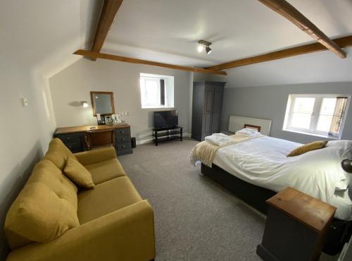 The Roade House Rooms