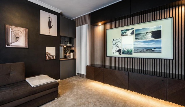 The Studio, Luxury 3 Bed Home with Parking
