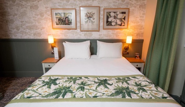 The White Hart Inn by Greene King Inns