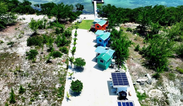 Therapy Cabin 3 - Island Cabin - AC, Boat Transfer, Starlink