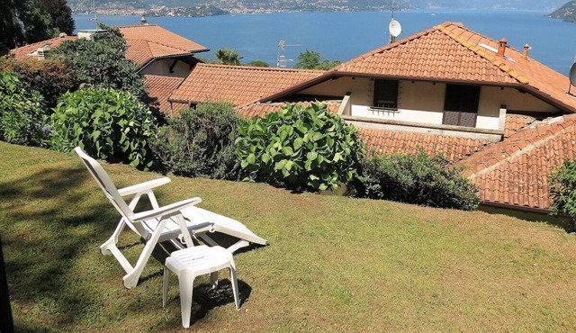 Thommy apartment in Stresa with lake view