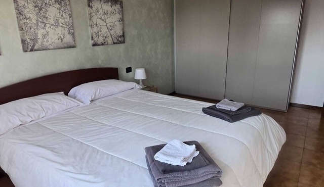 Three-Bedroom Apartment in Desio