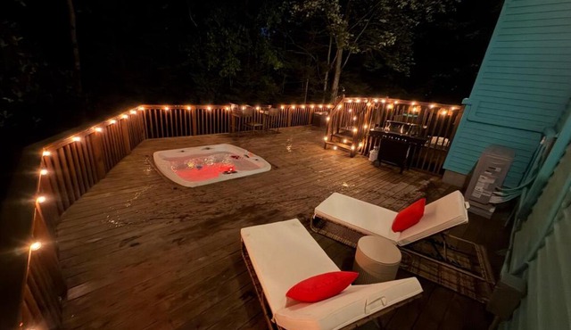 Tiffany Dreams Luxury Spa Retreat in the Poconos