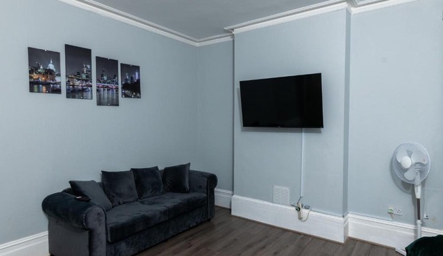 Tranquil 3BR in Arnos Grove