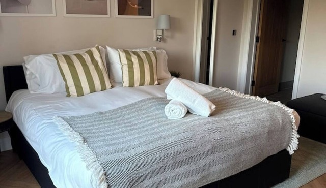 Tranquil Country Retreat with 3 Private Ensuite Rooms