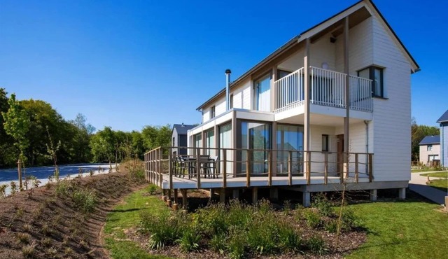 Tranquil Villa for 8 Guests
