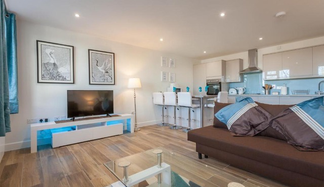 Treetops Apartment