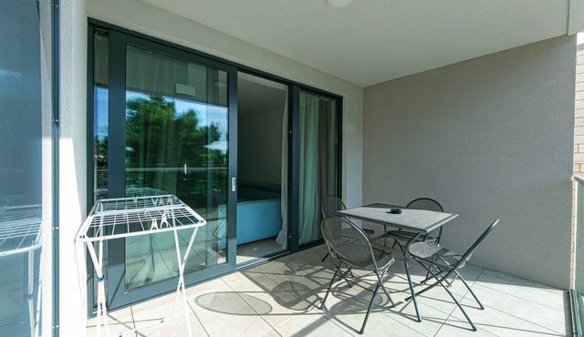 Two bedroom apartment with a swimming pool Brela, Makarska (A-19834-a)