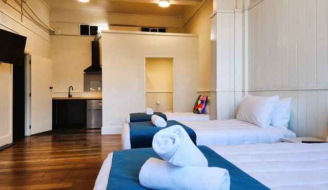 Urban Lounge Sleepery Carterton
