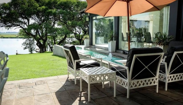Vaal River Luxury Villa