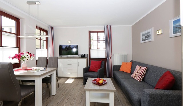Vacation apartment/apartment for 4 guests with 45m² in Seebad Heringsdorf (268205)