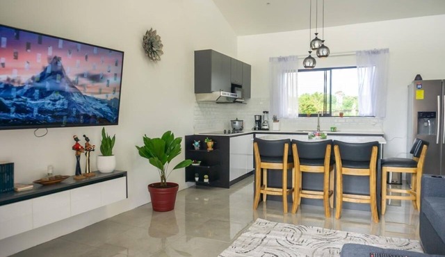 Verde Armonía Lodge Very close to Manuel Antonio beach Beautiful mountain views