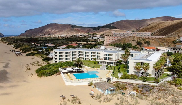 Vila Baleira Suites