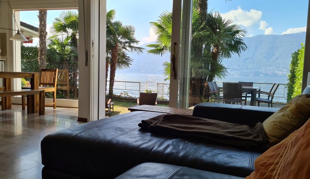 Villa Alba - dream view and direct beach access