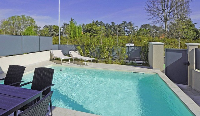 Villa Botego 23 | 3 Bedrooms | Private Infinity Pool, Lake Views & Shaded.