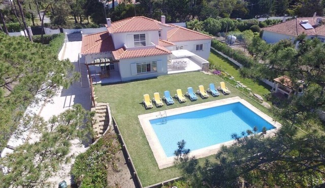 Villa Eugene - Great 6 Bedroom Villa - Private Pool - Sauna and Table Tennis