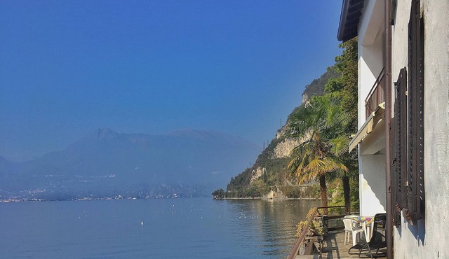 Villa "Gioconda" with Lake & Mountain View, Terrace, Garden, Balcony & Wi-Fi