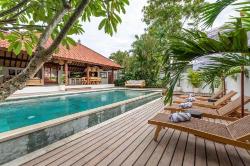 Villa Kimaya - 3BR Tropical Luxury Pool Villa in Canggu