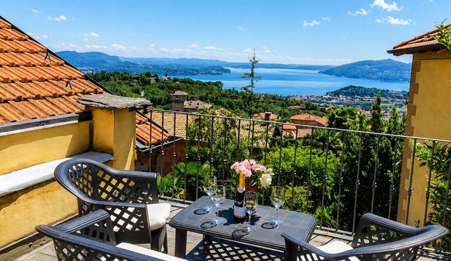 Villa Le Giare by Lago Reisen