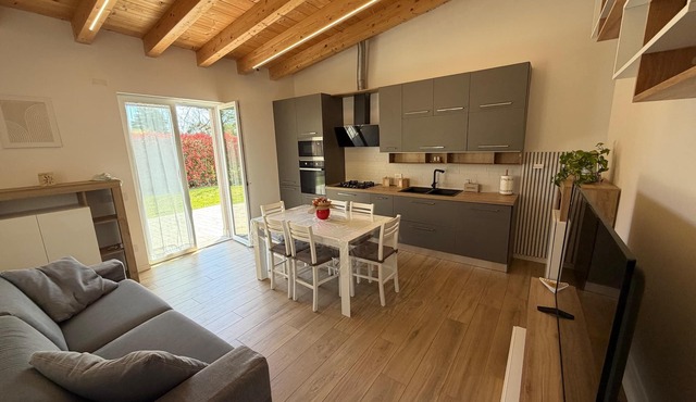VILLA LISA in the countryside near Lake Como and Milan + free parking and Wi-Fi