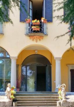 Villa Riva Lago - Apartment with garden and parking