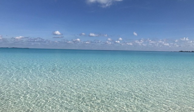 Villa’s Edge Beach Villa, Great Harbour Cay