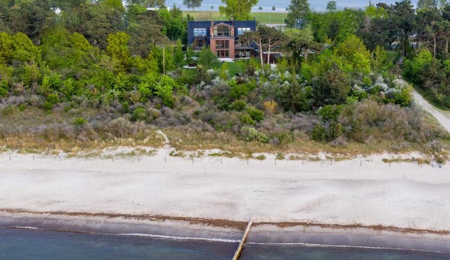 Villa Schmidt Apartments - Strandhaus direkt am Meer mit Sauna, Sport und Dünengarten - Komfort