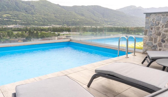 Villa Sementina - Luxury Stay with Pool and Gym - 15 m to Lake Maggiore