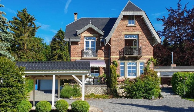 Villa with swimming pool near Durbuy